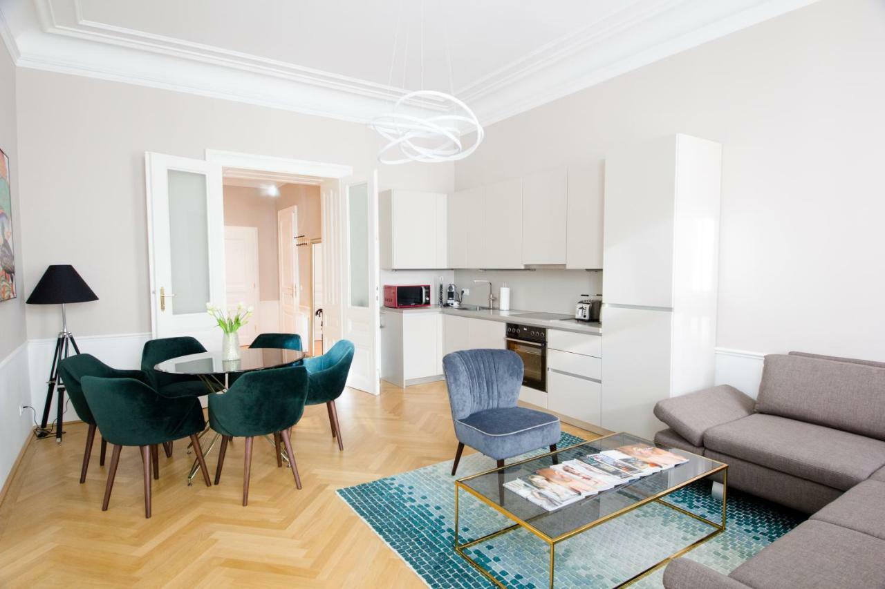 Studio Apartments Urania - Mai'S Apartments Viyana Dış mekan fotoğraf