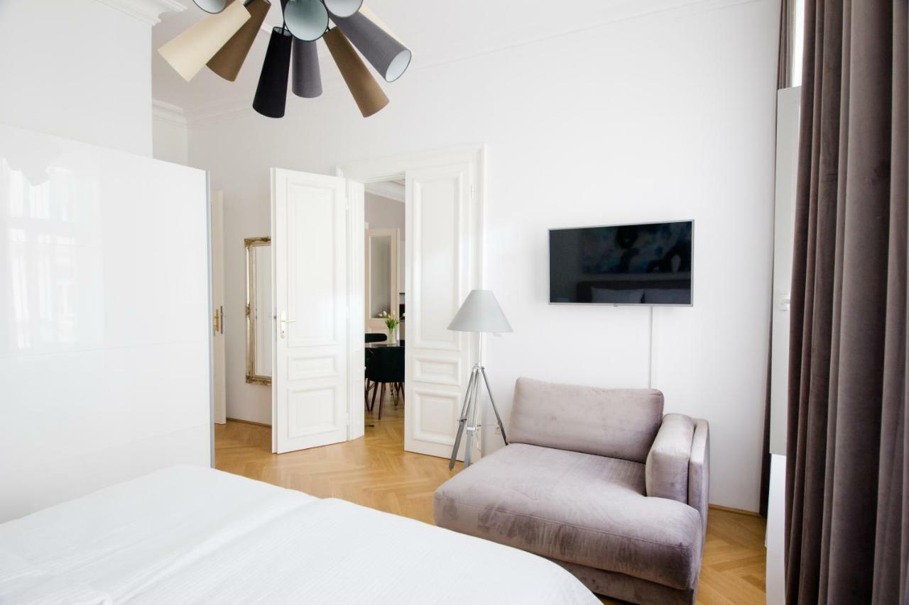 Studio Apartments Urania - Mai'S Apartments Viyana Dış mekan fotoğraf